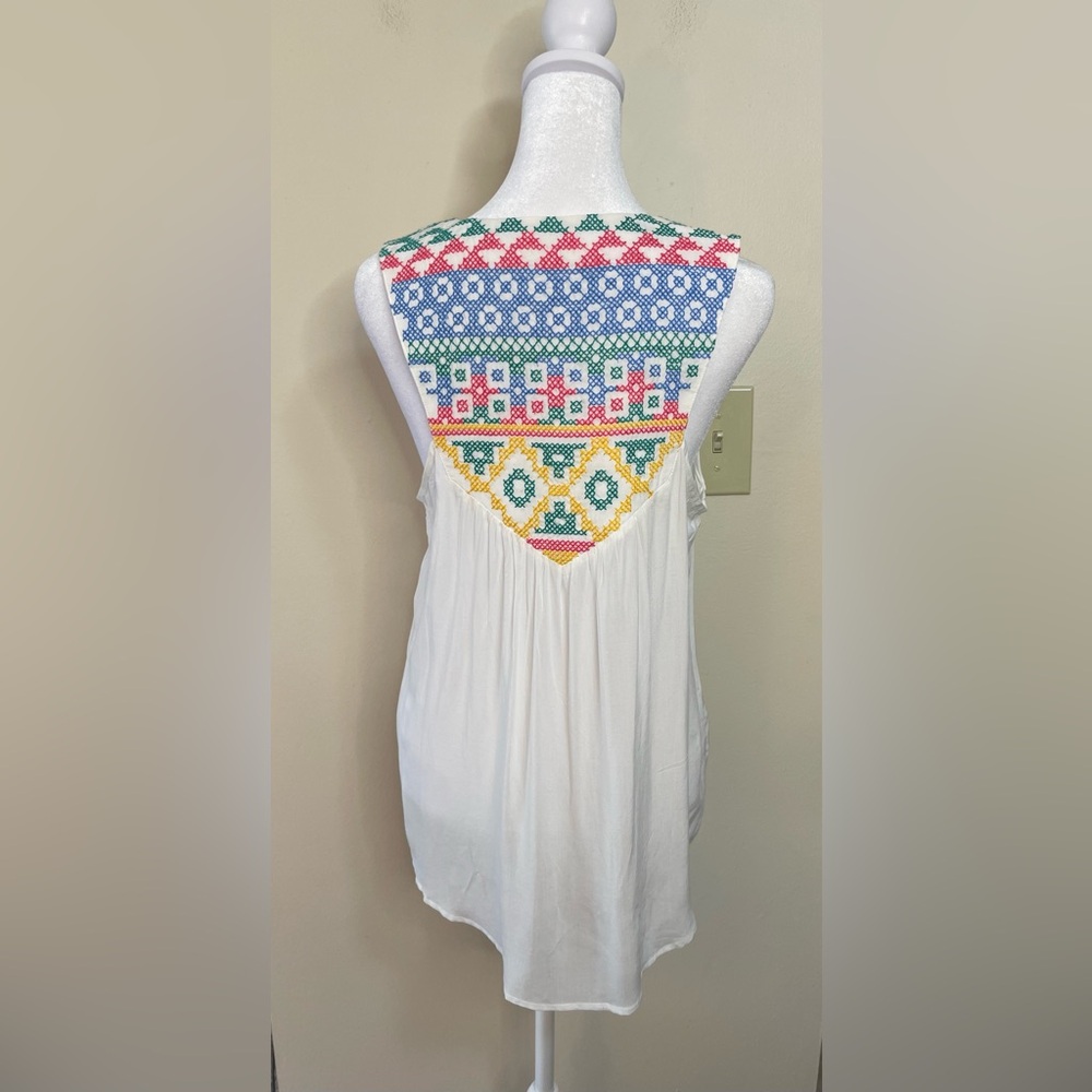 Lovestitch Women’s Bohemian Embroidery Tank Top V- Neck Size Medium. NWT - Picture 17 of 17